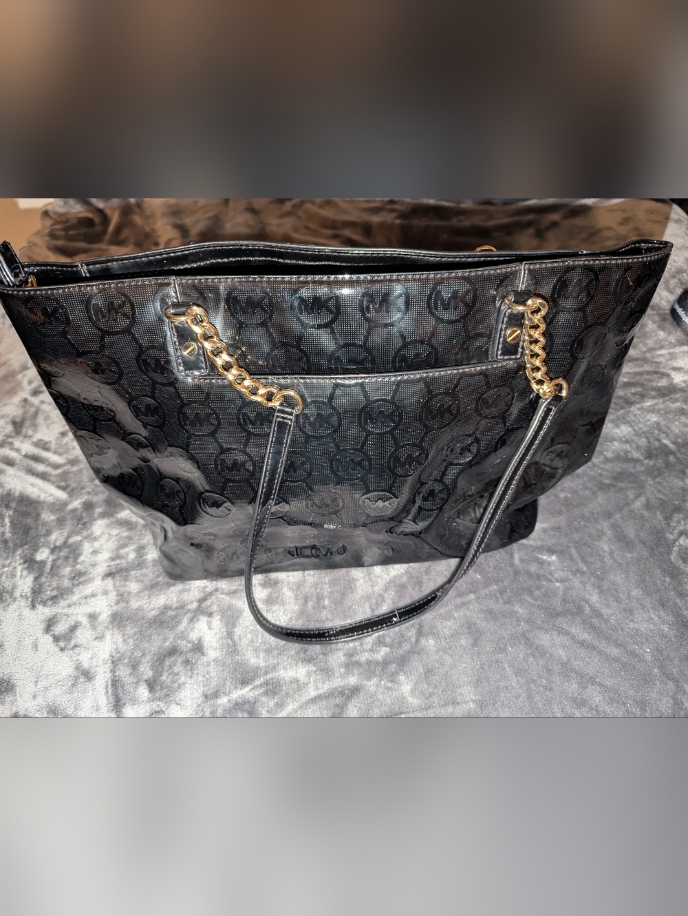 MICHAEL KORS Black Patent Logo Tote with Gold Chain Handles